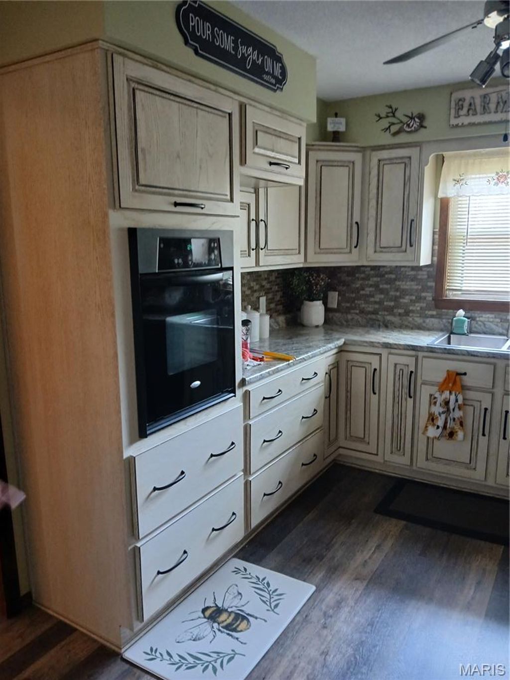 Photo of 1452 Ripley 142E-24 #B, Doniphan, MO 63935 (MLS # 26029423)