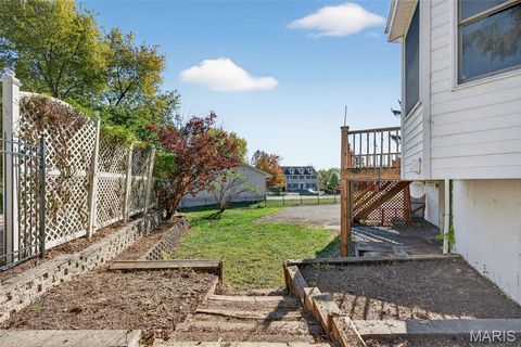 Tiny photo for 2202 White Cedar Court, Chesterfield, MO 63017 (MLS # 25074948)