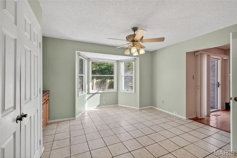 Tiny photo for 2202 White Cedar Court, Chesterfield, MO 63017 (MLS # 25074948)