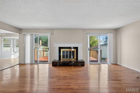 Tiny photo for 2202 White Cedar Court, Chesterfield, MO 63017 (MLS # 25074948)