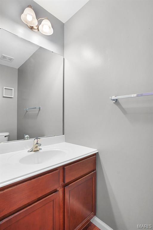 2002 Chestnut Pines Court