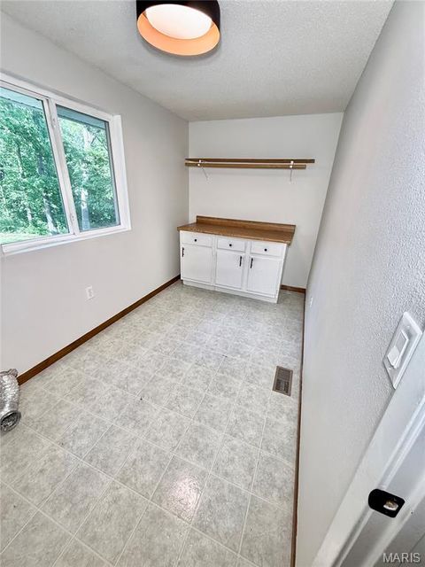 Tiny photo for 14549 Speed Drive, Boonville, MO 65233 (MLS # 26030813)