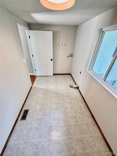 Tiny photo for 14549 Speed Drive, Boonville, MO 65233 (MLS # 26030813)