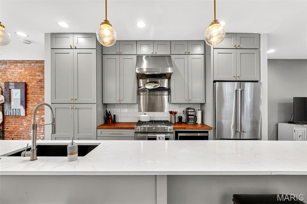 4223-4225 Hartford Street - Residential