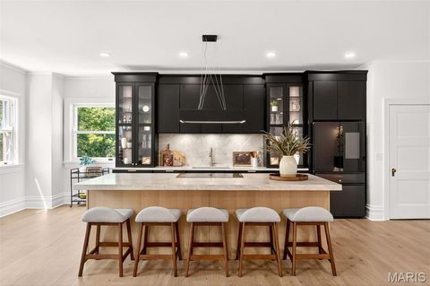 Tiny photo for 4341 Westminster Place #2, St Louis, MO 63108 (MLS # 26018726)