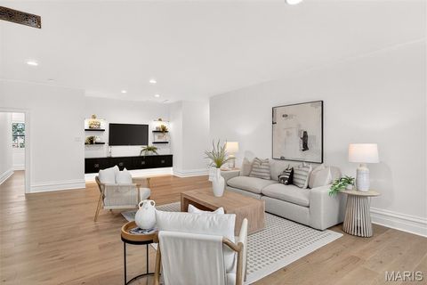 Tiny photo for 4341 Westminster Place #2, St Louis, MO 63108 (MLS # 26018726)