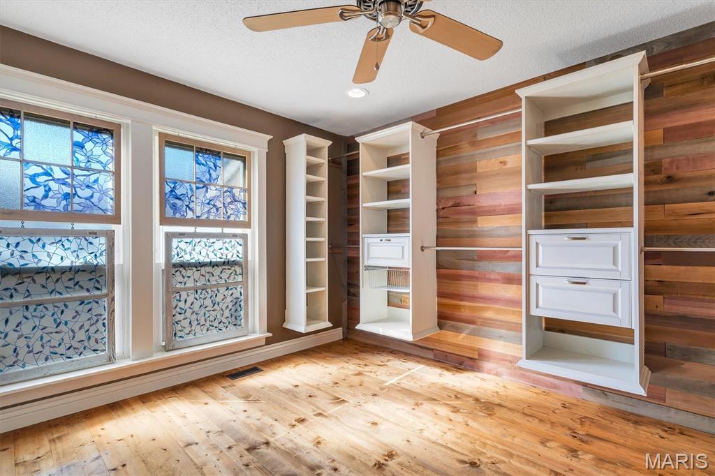 Lsl Harbor Town #1 - Residential