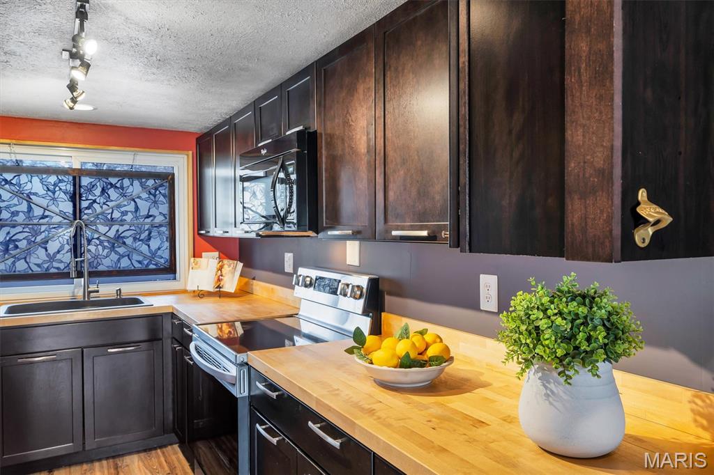 Lsl Harbor Town #1 - Residential