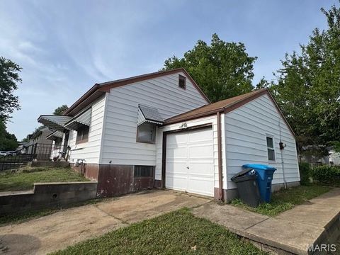 Tiny photo for 2409 Wieck Drive, Jennings, MO 63136 (MLS # 26026732)