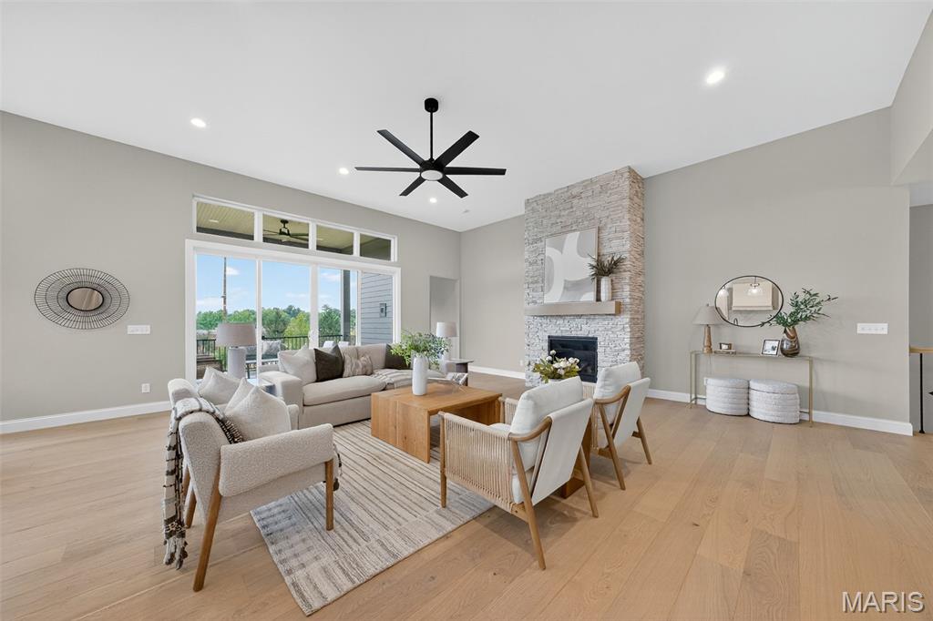 11913 Santino Court