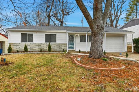 4815 Orange Blossom Lane Hazelwood MO 63042