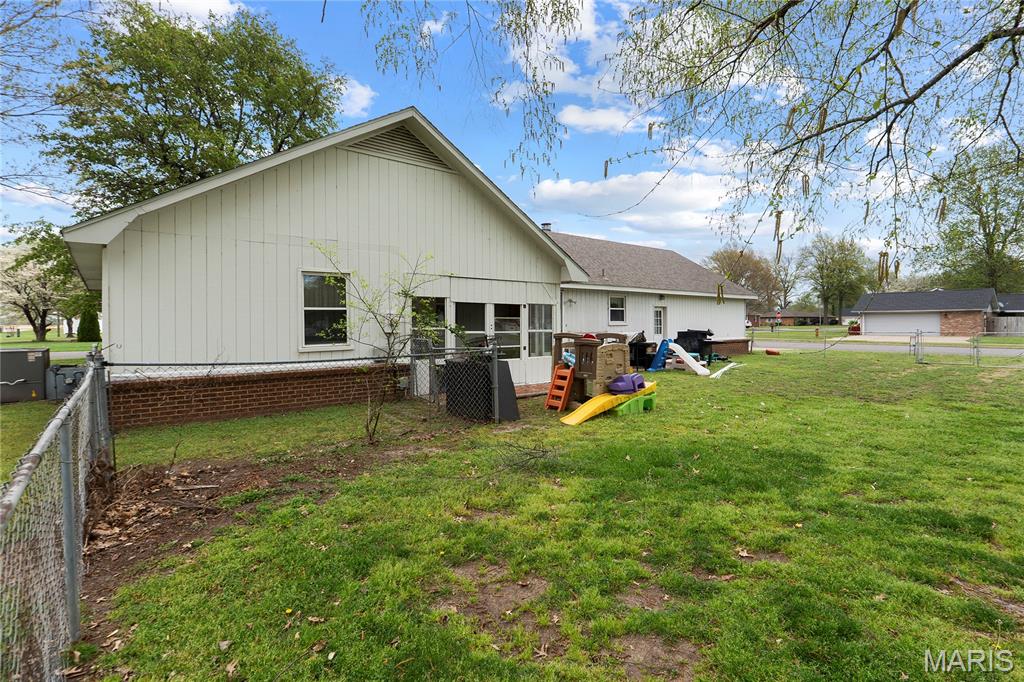 Saint Jude Acres 1st addition of New Madrid - Residential