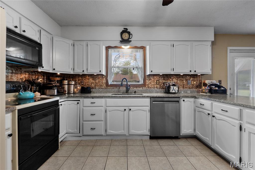 Saint Jude Acres 1st addition of New Madrid - Residential