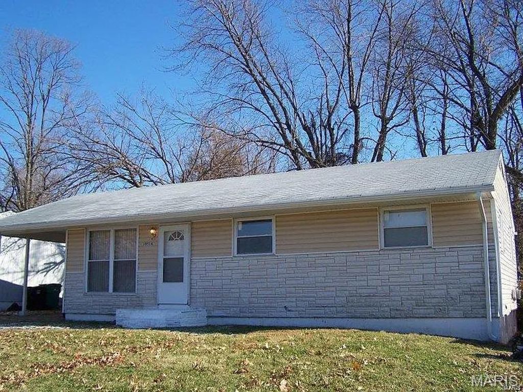 Photo of 10514 Spring Garden Drive, St Louis, MO 63137 (MLS # 26020453)