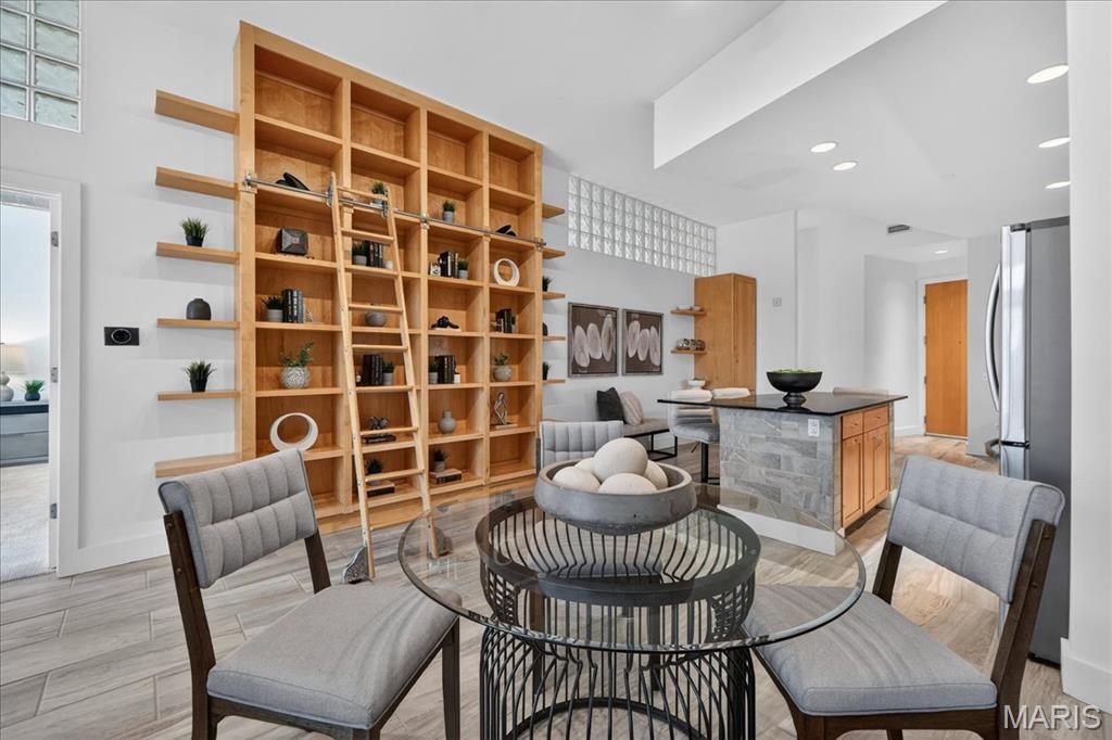 Hi-Pointe Lofts A Condo The - Residential