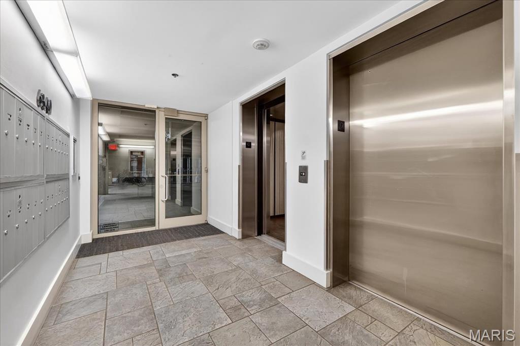 Hi-Pointe Lofts A Condo The - Residential