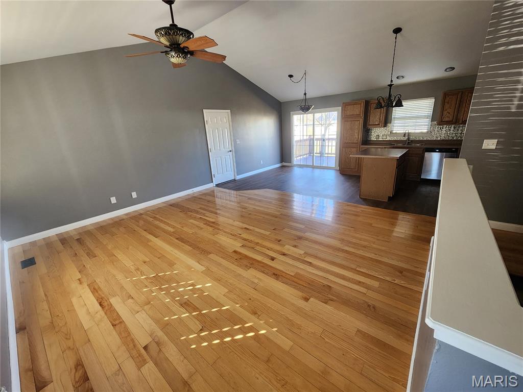 Hunters Rdg Ph Five - Residential