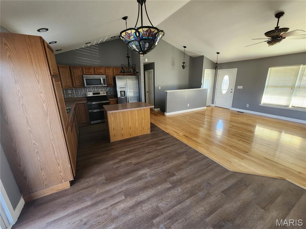 Hunters Rdg Ph Five - Residential