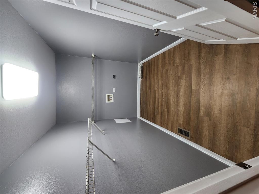 Hunters Rdg Ph Five - Residential
