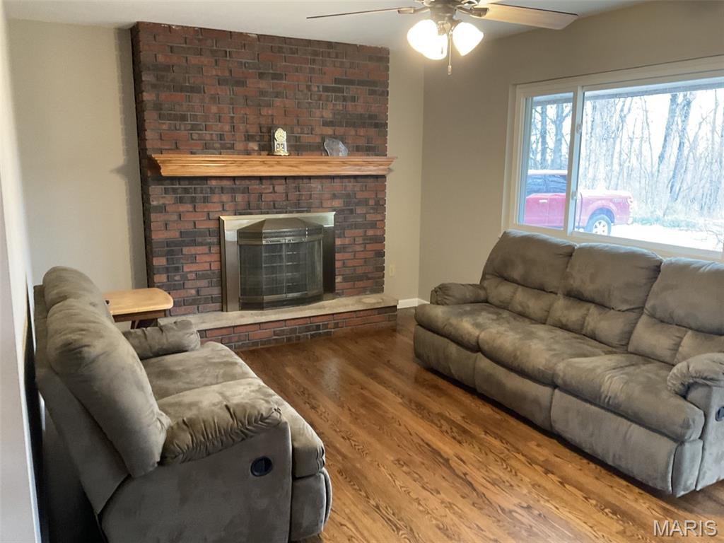 3530 Swaying Oaks Lane