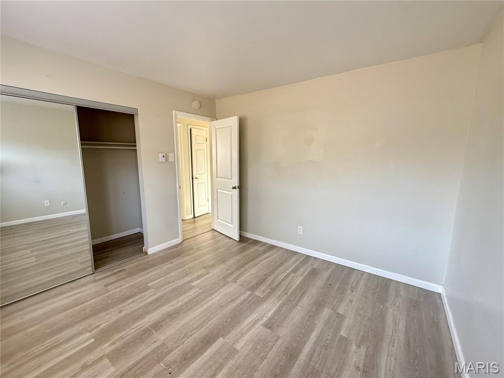 Hazelcrest Condo - Residential