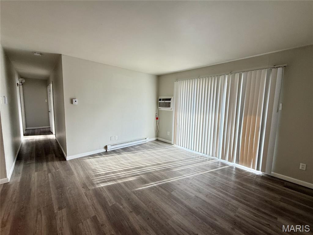 Hazelcrest Condo - Residential