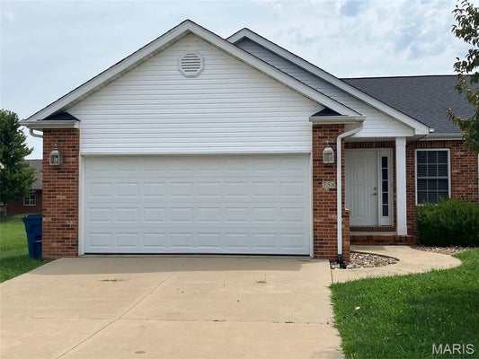 75 CRIMSON CT, HIGHLAND, IL 62249 - Image 4921ed277e2880404adceeebaa1e4b21/4132992147