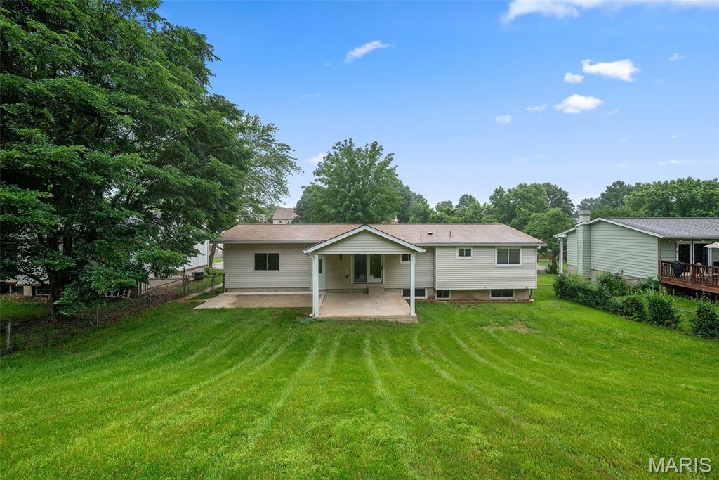 Arnold, Missouri 63010, United States, 3 Bedrooms Bedrooms, ,2 BathroomsBathrooms,Residential,Pending,152569