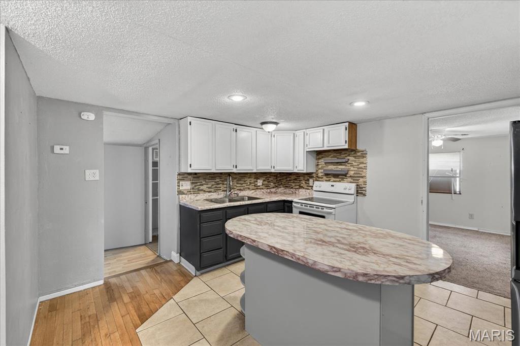 Lakeland Retreat - Residential