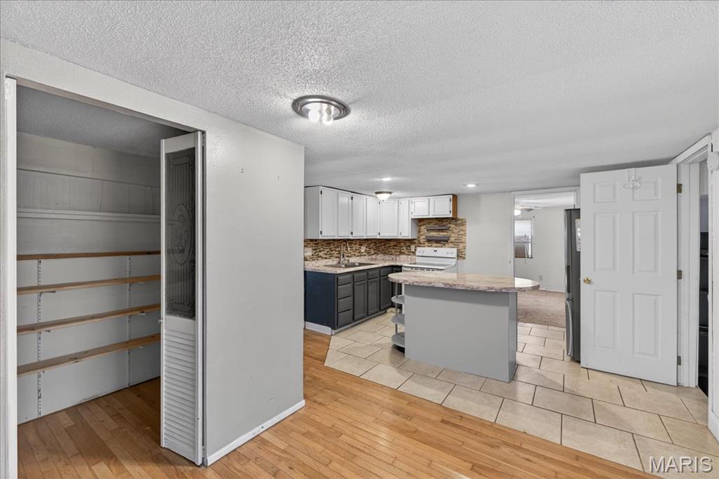 Lakeland Retreat - Residential