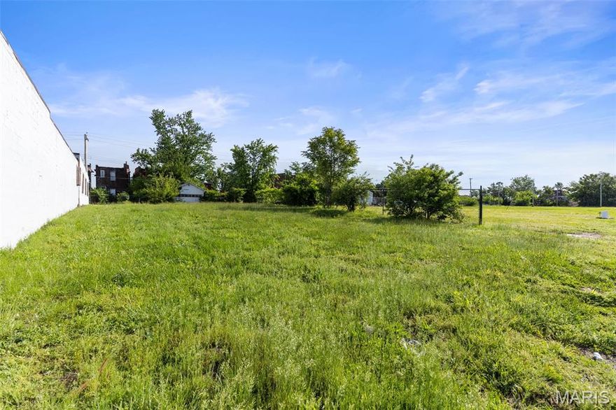 Next big thing: continue shaping the future of the Central West End. Unlock the potential in one of St. Louis most desirable neighborhood with this premier re-development site. 

Sale includes two additional lots: Adjacent building at 4561 Delmar (MLS# 26033496) and lot across the street at 4540 Delmar (MLS# 26033535). Great opportunity to expand the autobody shop at 4561 Delmar or re-develop.

Call Listing Agent, Gregory Harley, at (314) 803-8178 for more details.