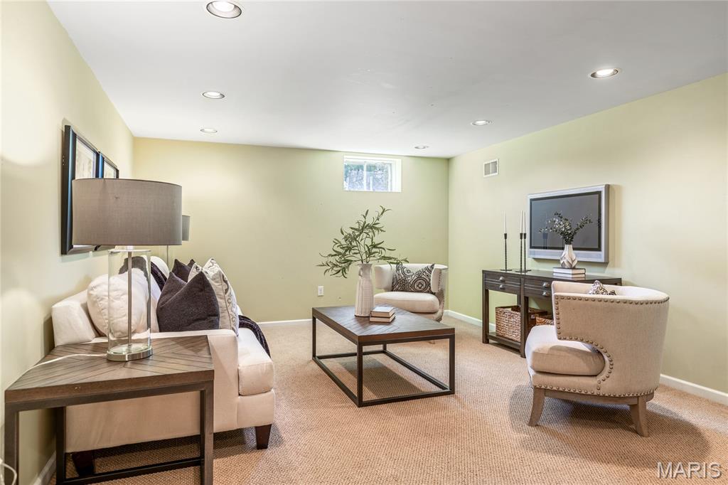 Westmoor Place - Residential