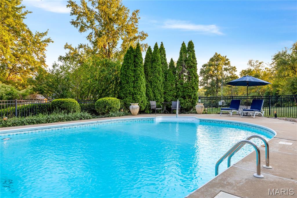 Westmoor Place - Residential