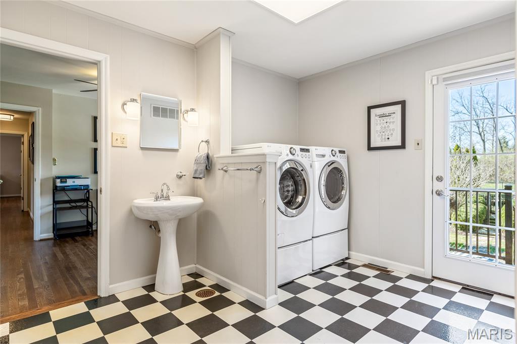 Westmoor Place - Residential