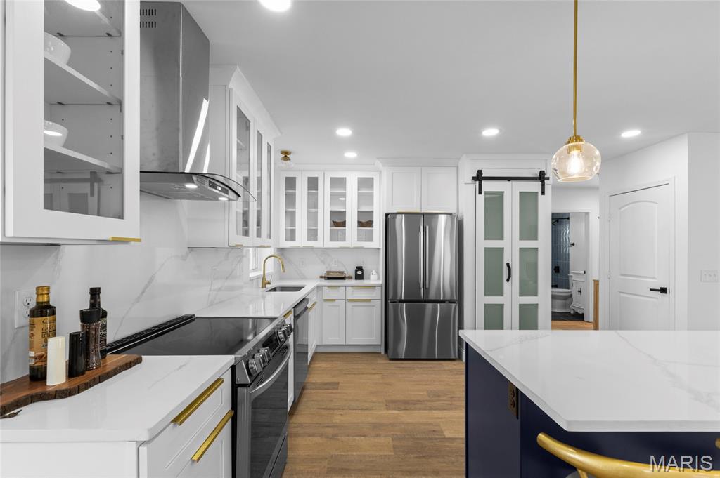 6409 Sutherland Avenue