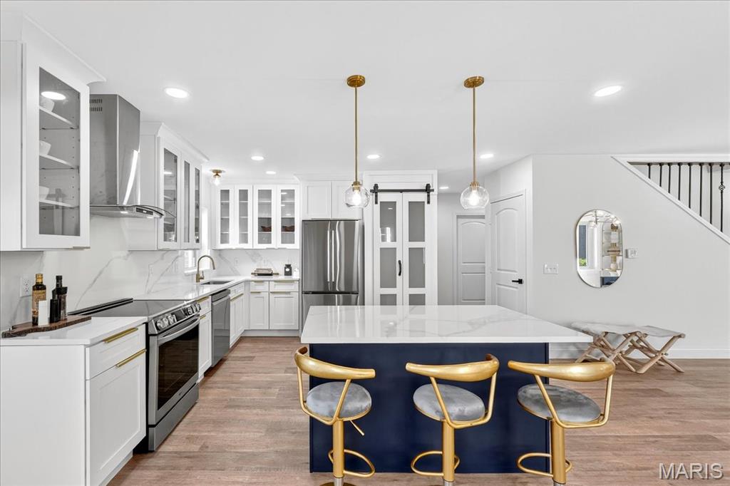 6409 Sutherland Avenue