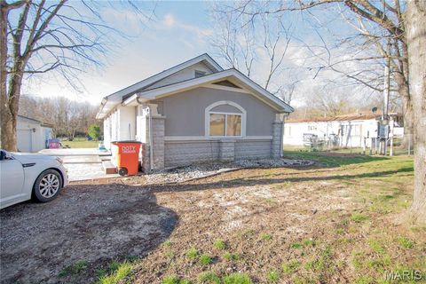 Photo of 710 E 1700 Avenue, Vandalia, IL 62471 (MLS # 26016655)