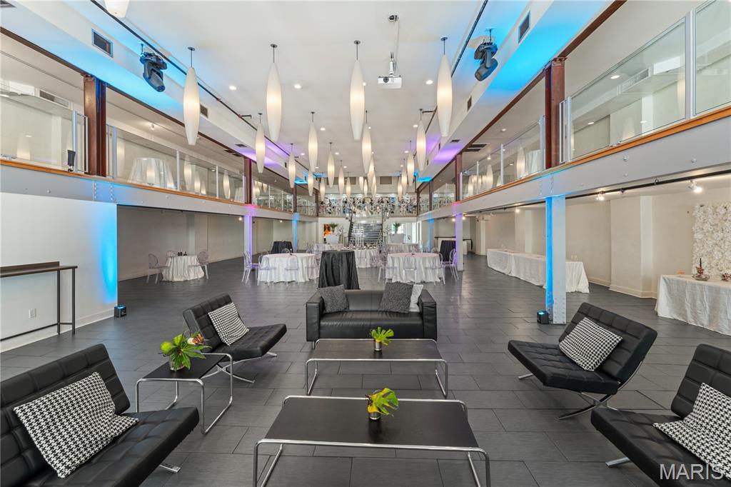 7150 Manchester Road