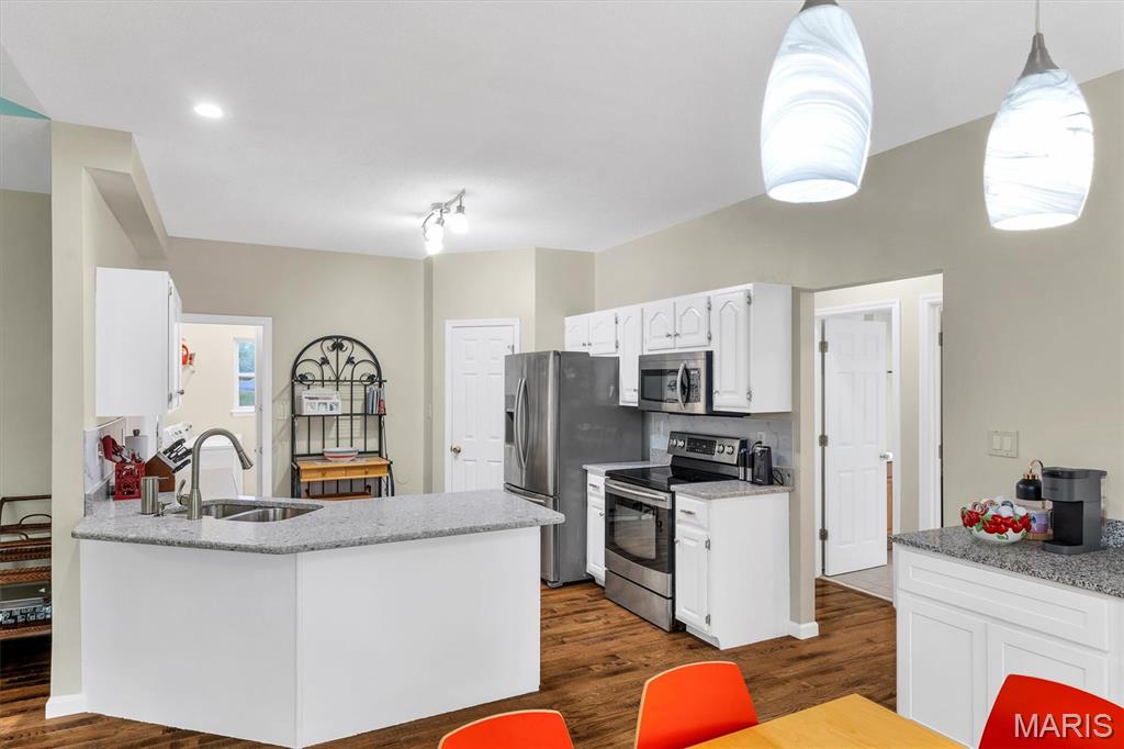 Lake Forest Estates - Residential