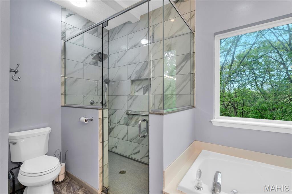 Lake Forest Estates - Residential