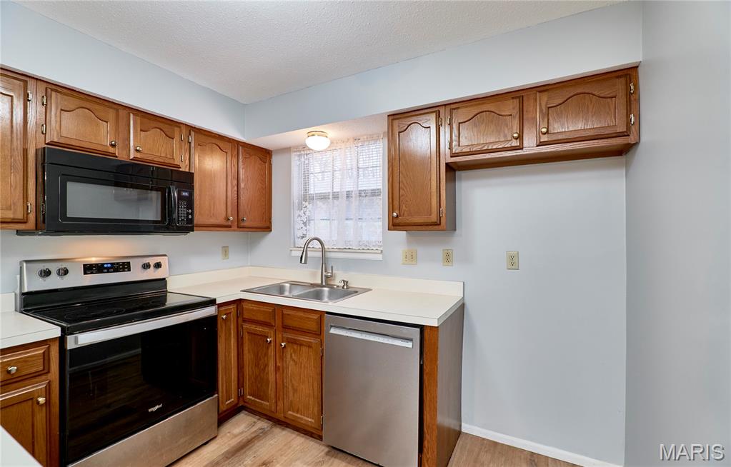 Parkside Condominiums - Residential