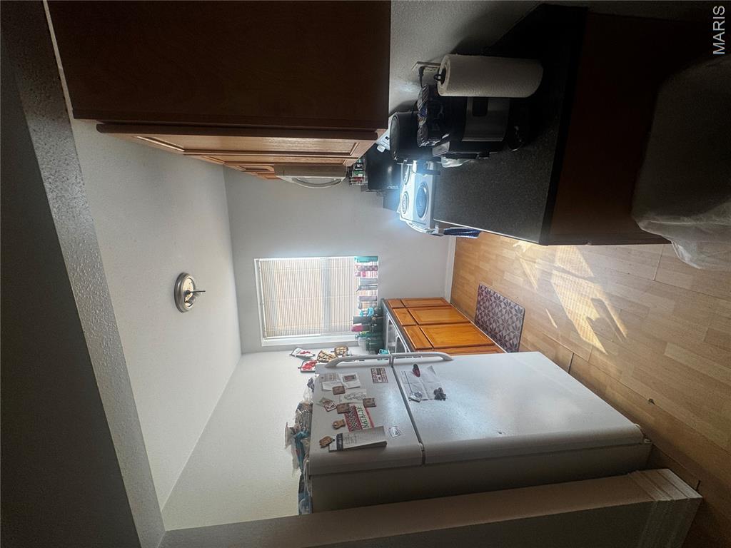 Motts Add - Residential Income