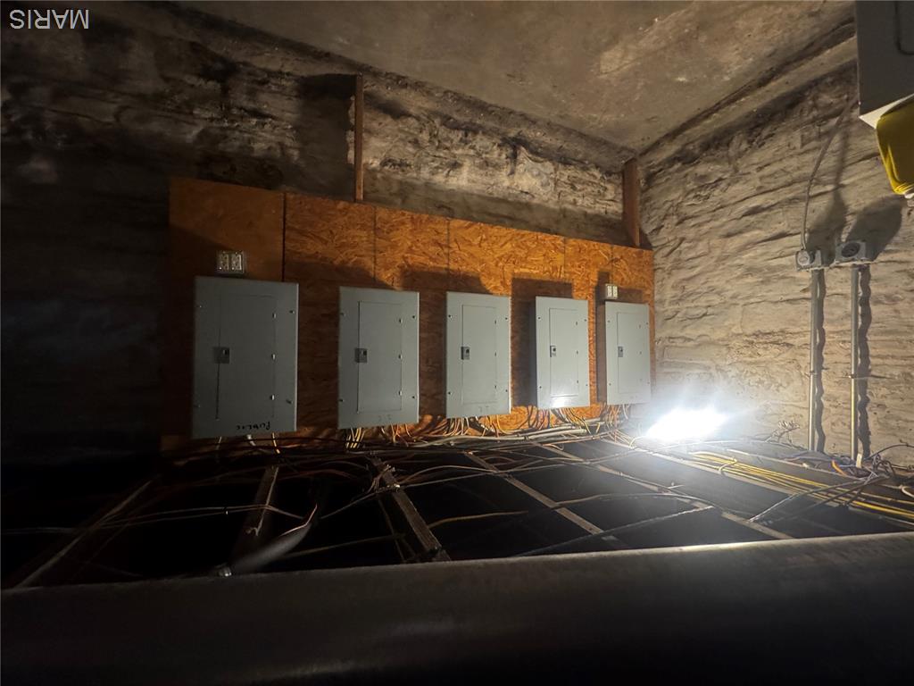 Motts Add - Residential Income