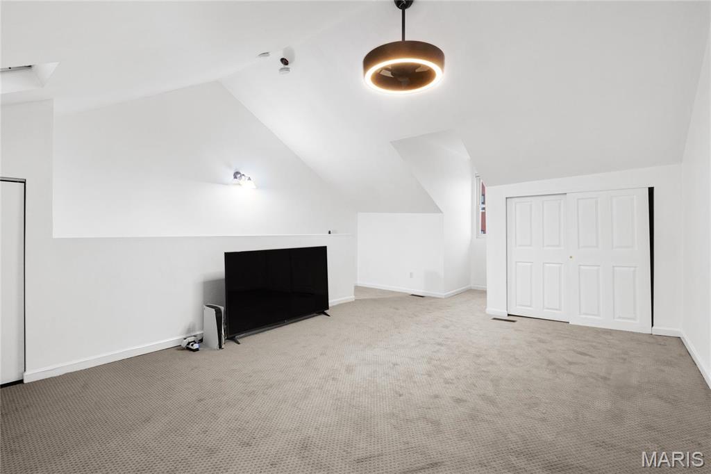 St Louis, Missouri 63104, United States, 3 Bedrooms Bedrooms, ,3 BathroomsBathrooms,Residential,Active,128225