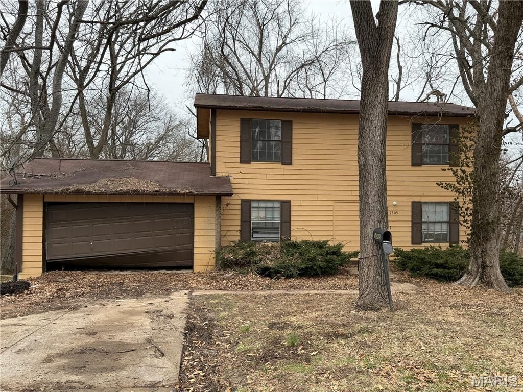 Photo of 9305 Scottdale Avenue, Jennings, MO 63136 (MLS # 26012520)