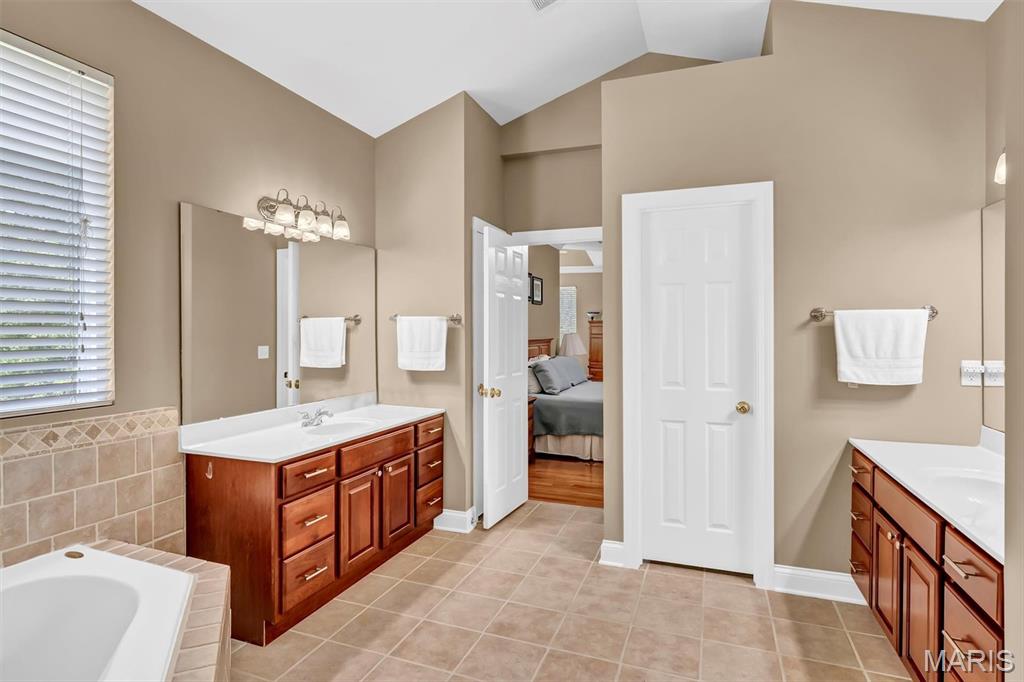 Ests Of Hawk Ridge - Residential