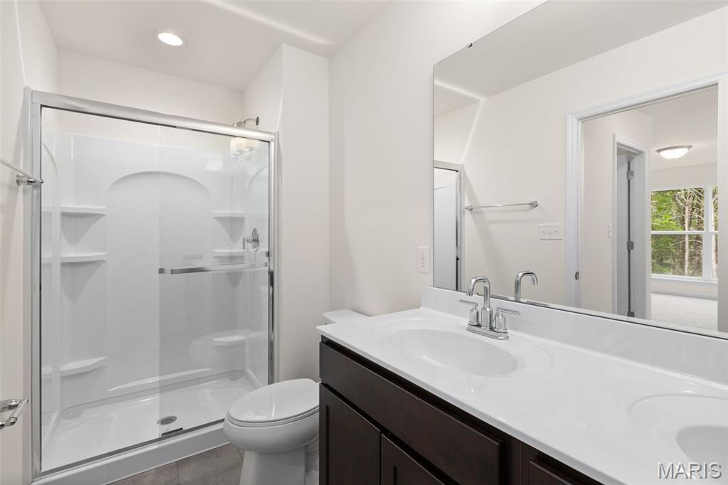 Louiselle 6 - Residential