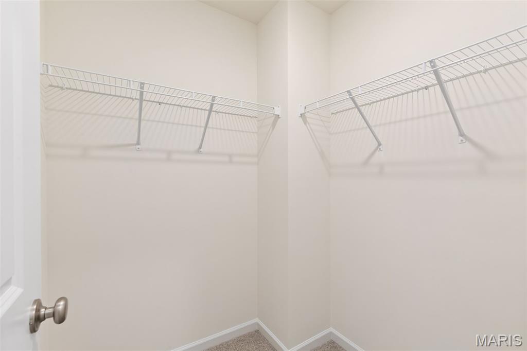 Louiselle 6 - Residential
