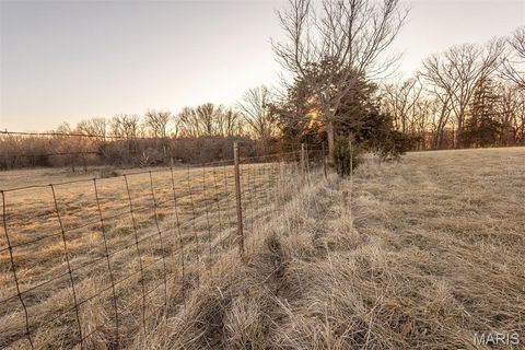 Tiny photo for 48883 Huntington Lane, New London, MO 63459 (MLS # 26010389)