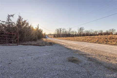 Photo of 48883 Huntington Lane, New London, MO 63459 (MLS # 26010389)
